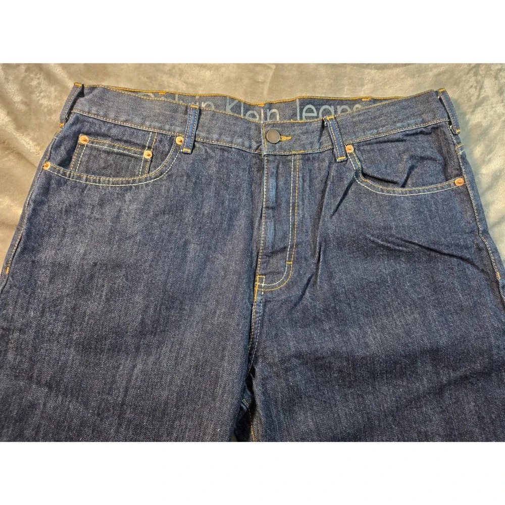 Calvin‎ Klein Jeans Straight Leg Men 38x32 Dark Wash Indigo Denim NWOT Irregular